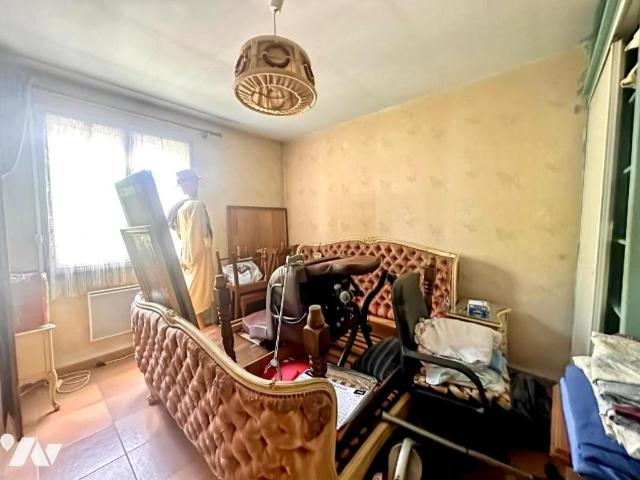 Maison en vente à Saint Just, Occitanie, 244600€