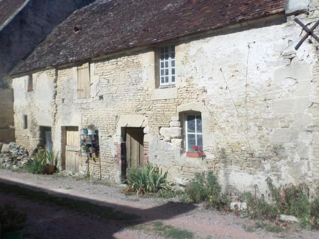 Maison en vente à Saint Lambert sur Dive, Normandie, 95400€