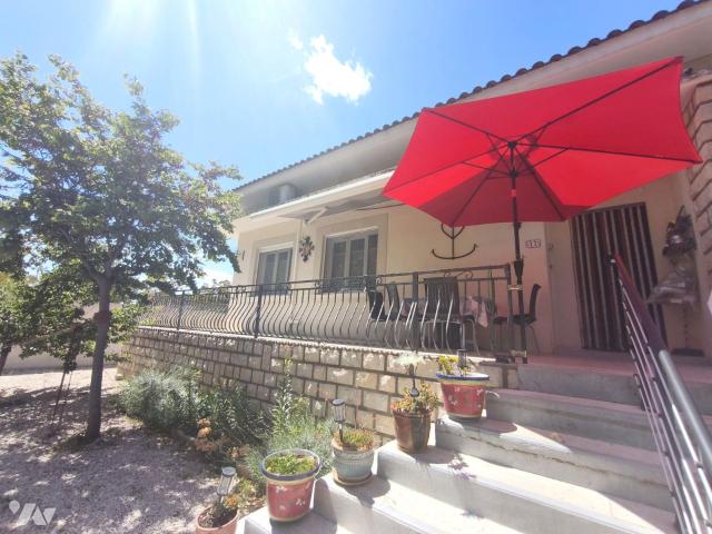 Maison en vente à Saint Martin de Crau, Provence Alpes Côte d'Azur, 370000€