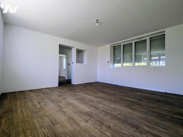 Maison en vente à Saint Martin de Bonfossé, Normandie, 116180€