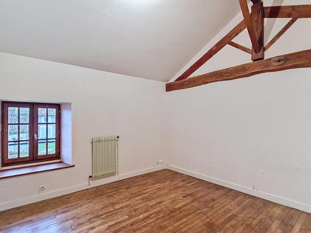 Maison en vente à Saint Martin de Bernegoue, Nouvelle Aquitaine, 128000€