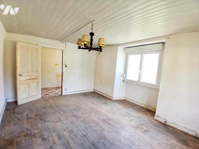 Maison en vente à Saint Maurice Colombier, Bourgogne Franche Comté, 55000€