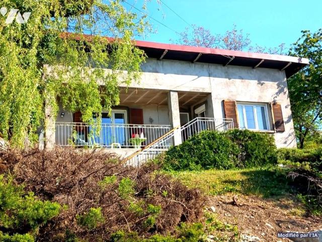 Maison en vente à Saint Maurice Colombier, Bourgogne Franche Comté, 135000€