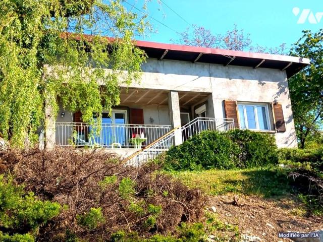 Maison en vente à Saint Maurice Colombier, Bourgogne Franche Comté, 135000€