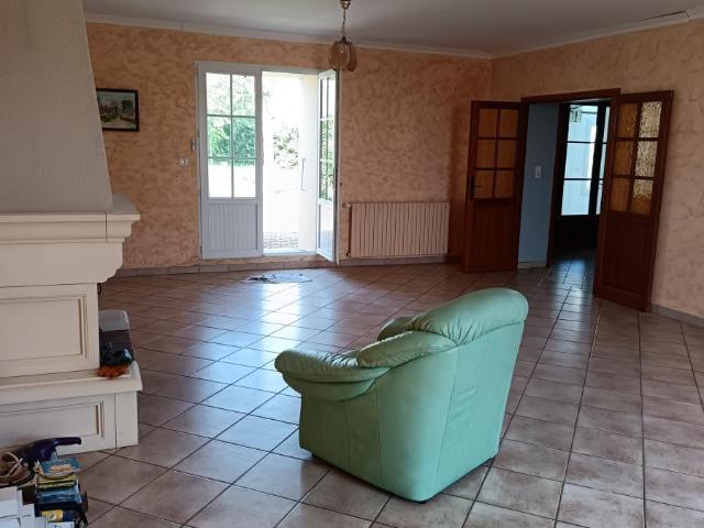 Maison en vente à Saint Michel en l'Herm, Pays de la Loire, 240000€