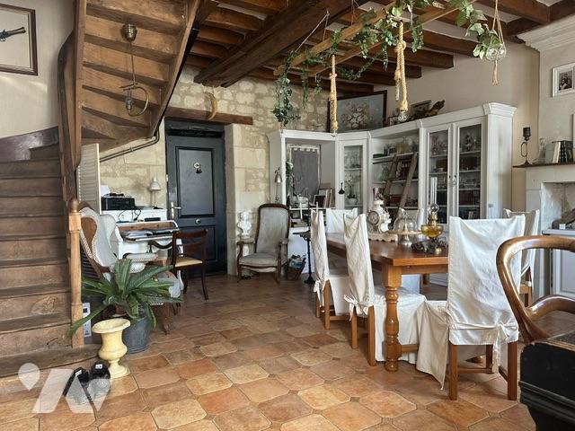 Maison en vente à Saint Nicolas de Bourgueil, Centre Val de Loire, 347200€