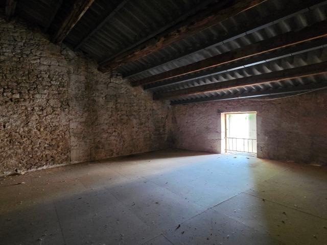 Maison en vente à Saint Paul Trois Châteaux, Auvergne Rhône Alpes, 90000€