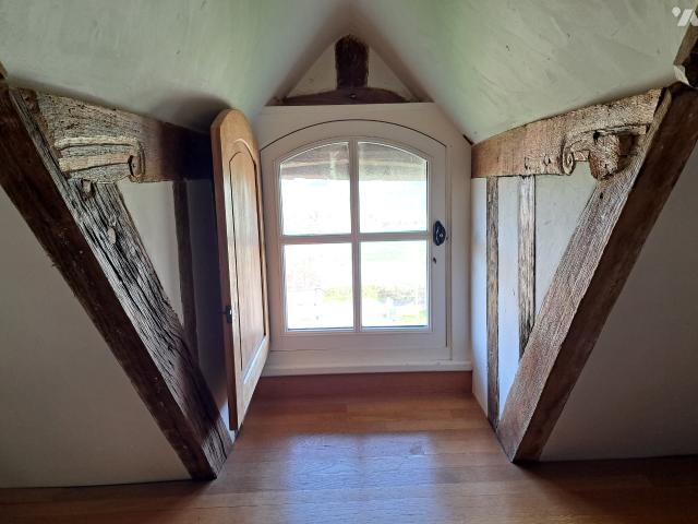 Maison en vente à Saint Pierre en Auge, Normandie, 1390 €