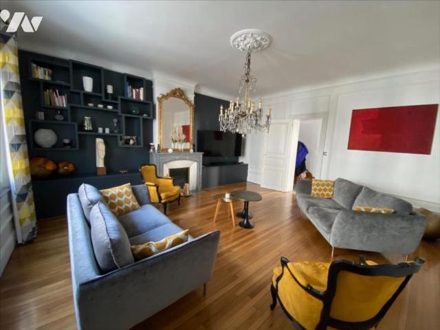 Maison en vente à Saint Quentin, Hauts de France, 415000€
