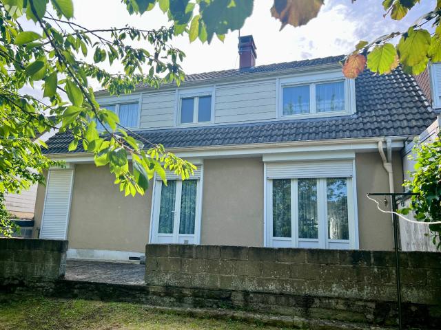 Maison en vente à Saint Quentin, Hauts de France, 149600€