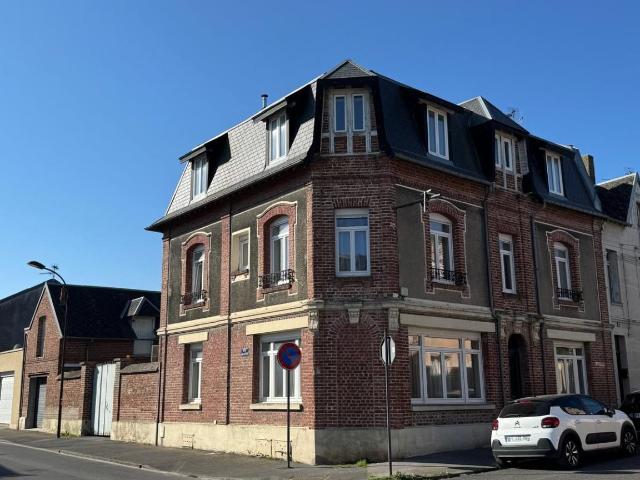 Maison en vente à Saint Quentin, Hauts de France, 299900€