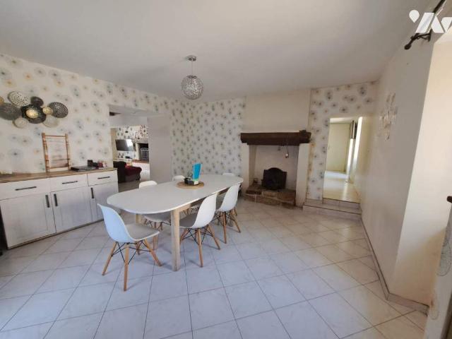 Maison en vente à Saint Saturnin du Limet, Pays de la Loire, 135880€