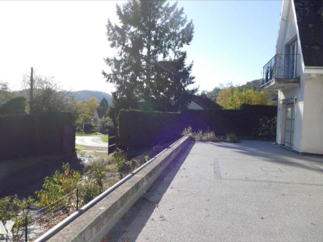 Maison en vente à Saint Sernin du Bois, Bourgogne Franche Comté, 349000€