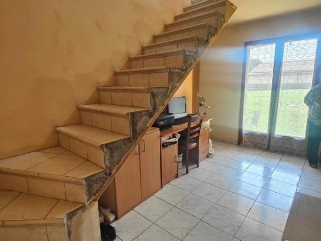 Maison en vente à Sainte Julie, Auvergne Rhône Alpes, 298000€