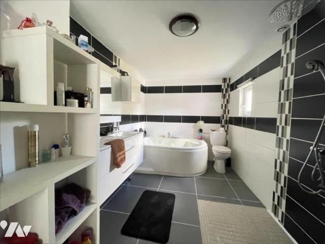 Maison en vente à Sainte Soulle, Nouvelle Aquitaine, 364000€