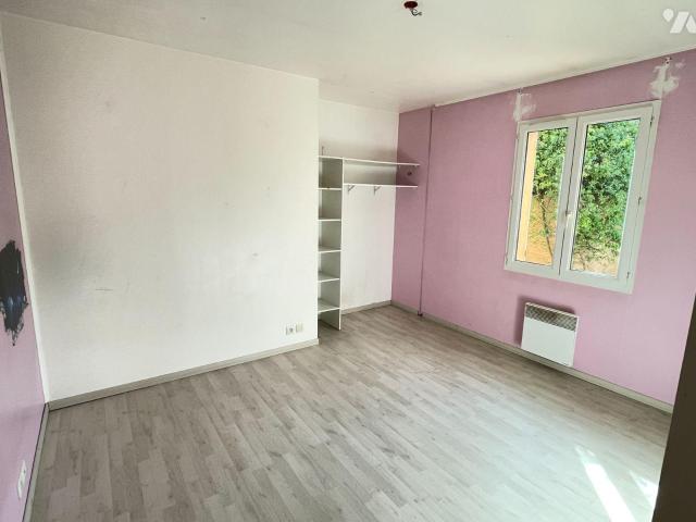 Maison en vente à Sainte Tulle, Provence Alpes Côte d'Azur, 280000€