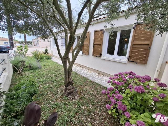Maison en vente à Saintes, Nouvelle Aquitaine, 178364€