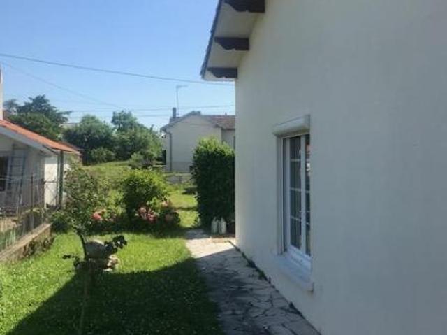 Maison en vente à Saintes, Nouvelle Aquitaine, 235000€