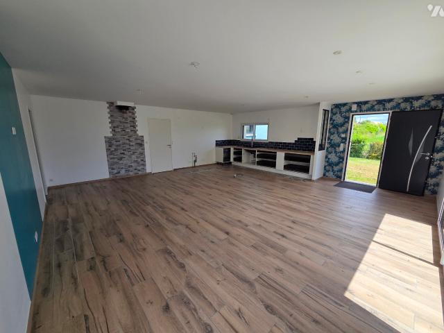 Maison en vente à Sarceaux, Normandie, 254000€