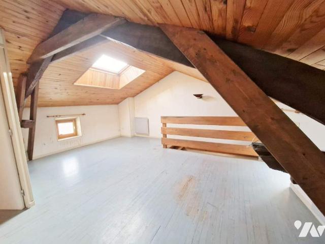 Maison en vente à Saulce, Provence Alpes Côte d'Azur, 180000€