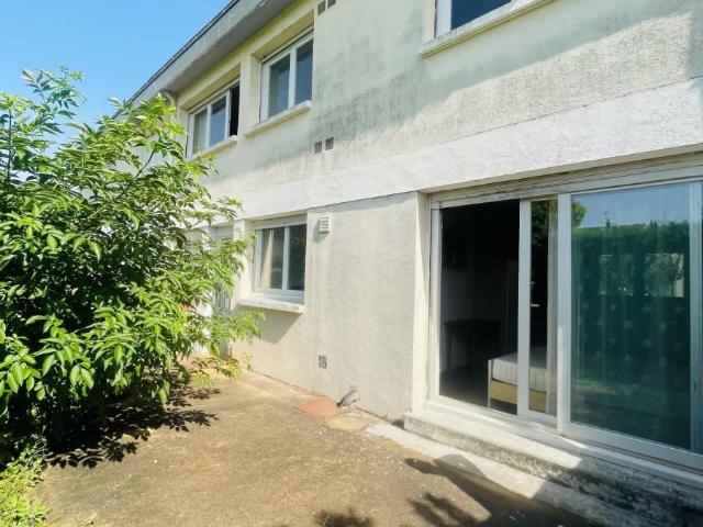 Maison en vente à Saumur, Pays de la Loire, 136364€