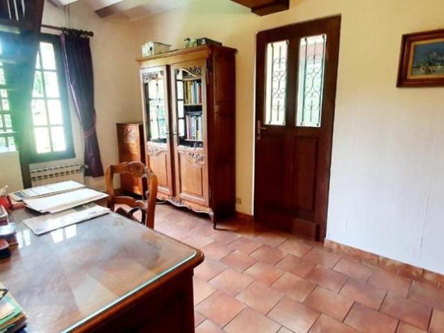 Maison en vente à Sebourg, Hauts de France, 289000€