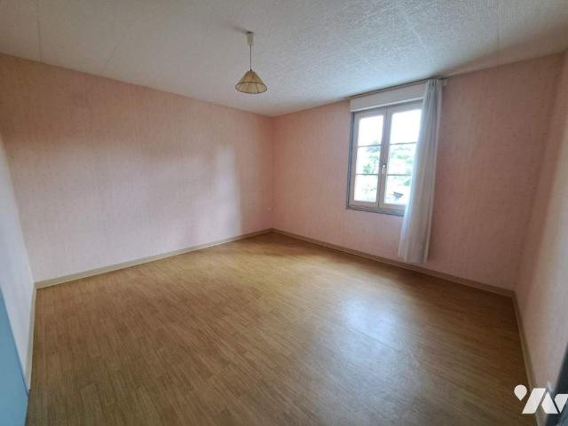 Maison en vente à Selle Craonnaise, Pays de la Loire, 85000€