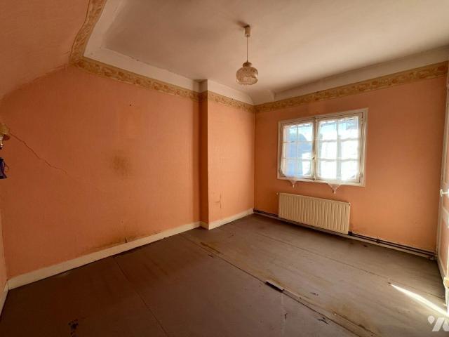 Maison en vente à Serquigny, Normandie, 82620€