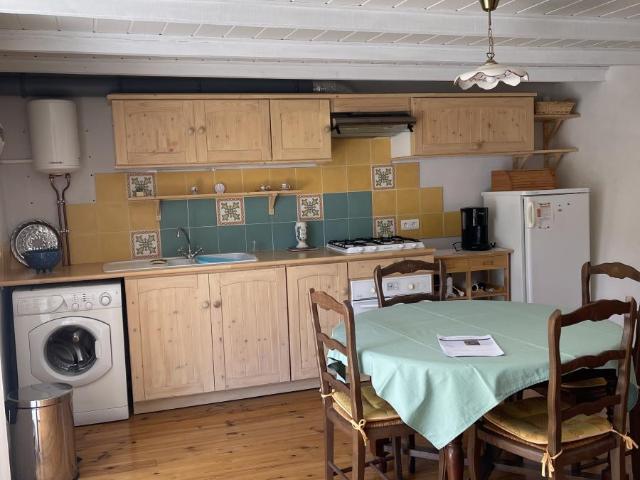 Maison en vente à Simiane la Rotonde, Provence Alpes Côte d'Azur, 125000€