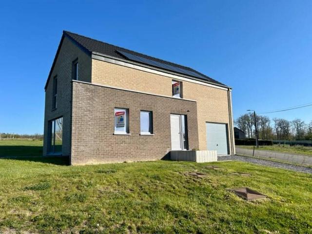 Maison en Vente à Somme Leuze