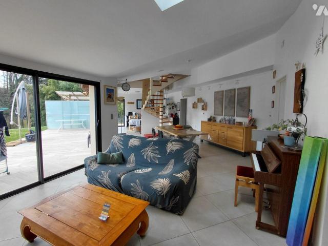 Maison en vente à Sourn, Bretagne, 310000€