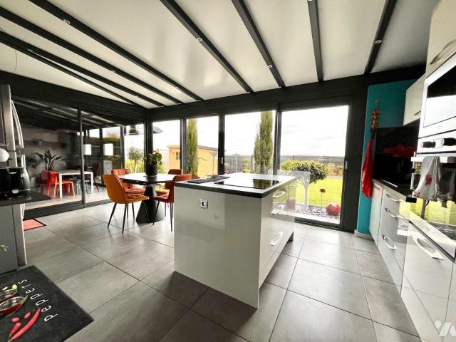 Maison en vente à Steenbecque, Hauts de France, 255000€