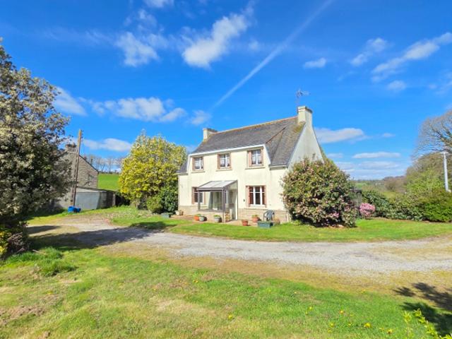 Maison EDERN 6 Pièces 187 m²