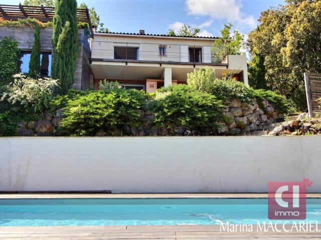 Maison Esparron De Verdon 5 pièce s 133 m2