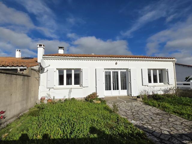 MAISON ET CHAI A RENOVER