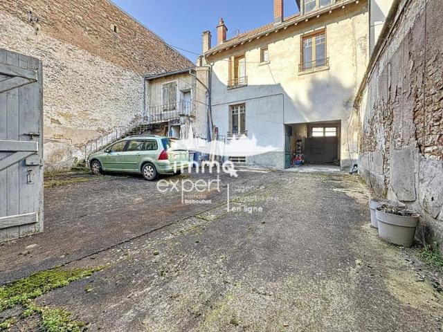 Maison et atelier à rénover