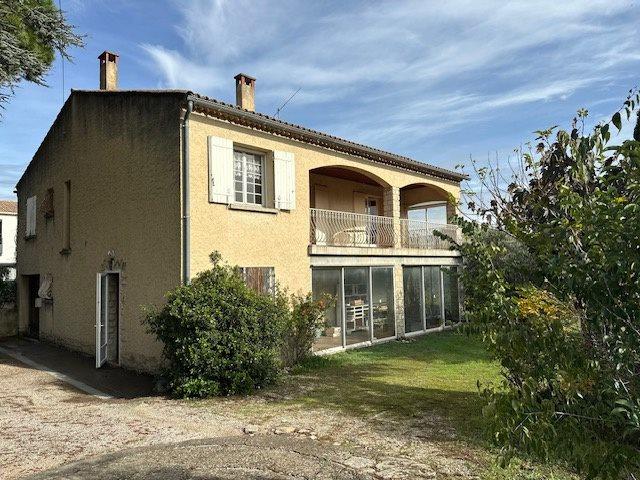 Maison Et Terrain Constructible A Vendre Sur Carpentras 182m² Carpentras