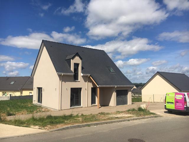 MAISON ETAGE 5 CHAMBRES B