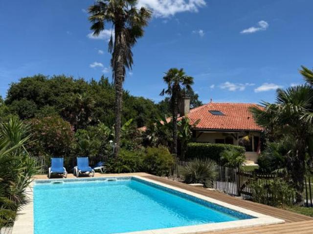 Maison Eugenie Les Bains 14 pièce s 300 m2