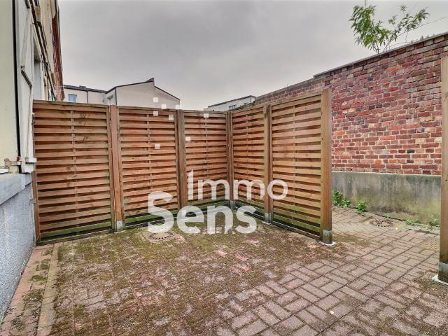 MAISON/ EXTERIEUR