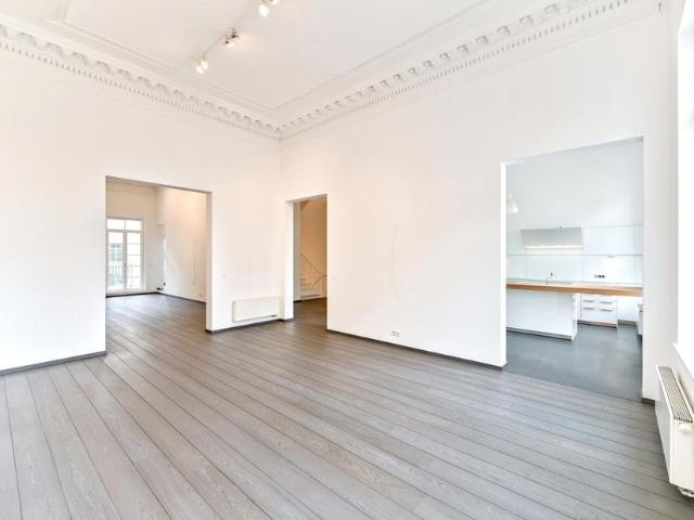 Maison exceptionnelle à vendre pour 1650000 euro avec 5 chambres à coucher