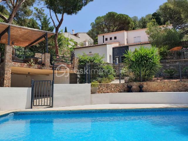 Vue mer d’exception & rooftop – Maison rare sur le Mont Saint Clair