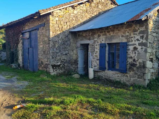 Maison Eyjeaux 50 m2 Plus Grange 70 m²