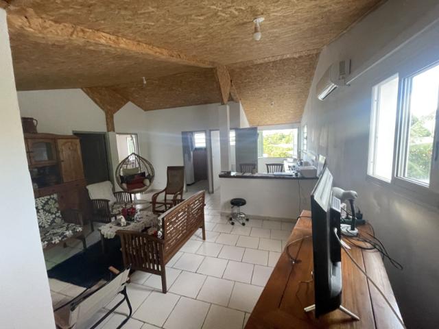 Maison F3 de 60 m2 sur terrain de 435 m2 Chemin du Cap Saint
