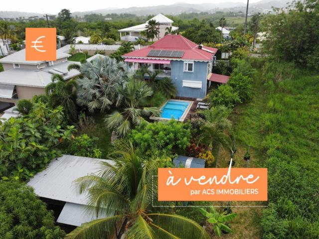Maison F4 avec piscine + Bungalow RIVIERE SALEE