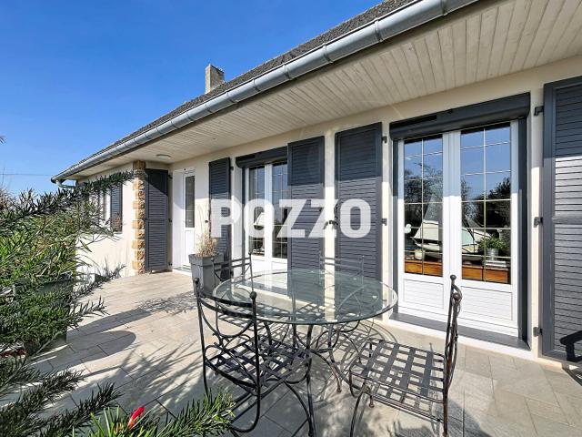 Maison F5 à vendre à SAINT PAIR SUR MER terrain 3600 m2. sous sol complet