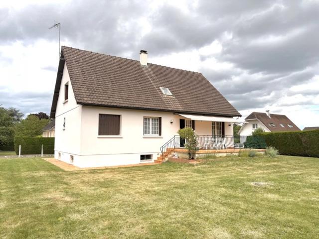 Maison F6 de 150 m2 sur sous sol complet