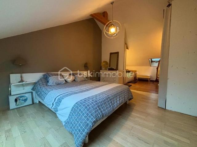 Maison F6 de 191,64m2 au sol et 145m2 habitables sur la petite commune de Lavours