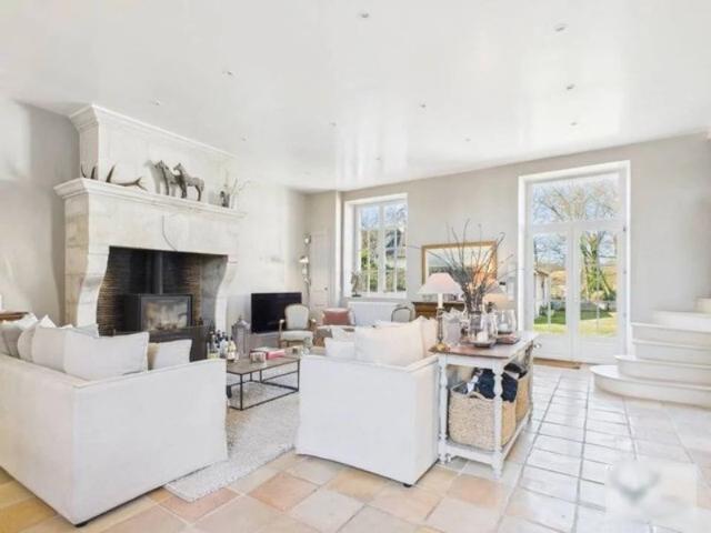 Maison Fontaine Chaalis 6 pièce s 150 m2