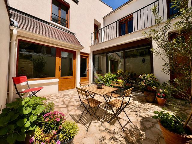 Maison Fontenay Sous Bois 7 pièce s 135 m2